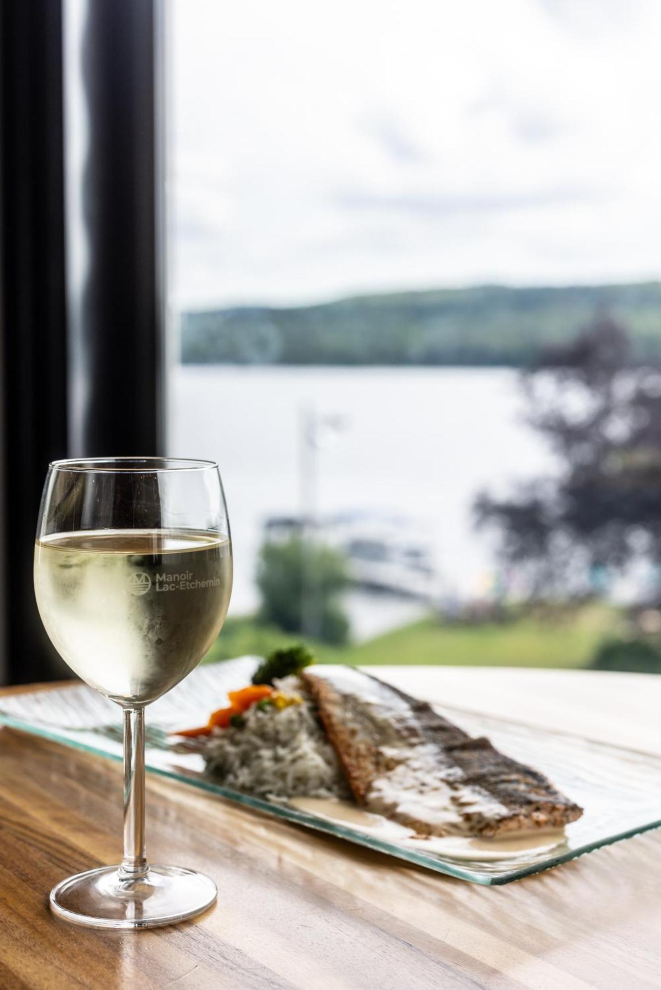 Manoir Lac-Etchemin エクステリア 写真