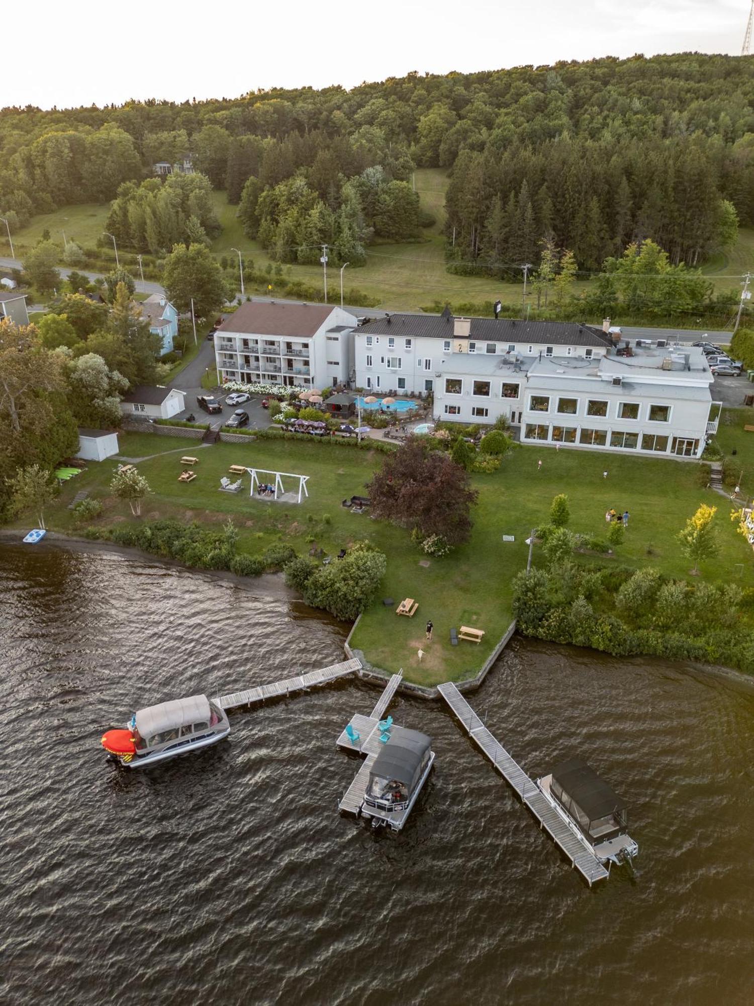 Manoir Lac-Etchemin エクステリア 写真